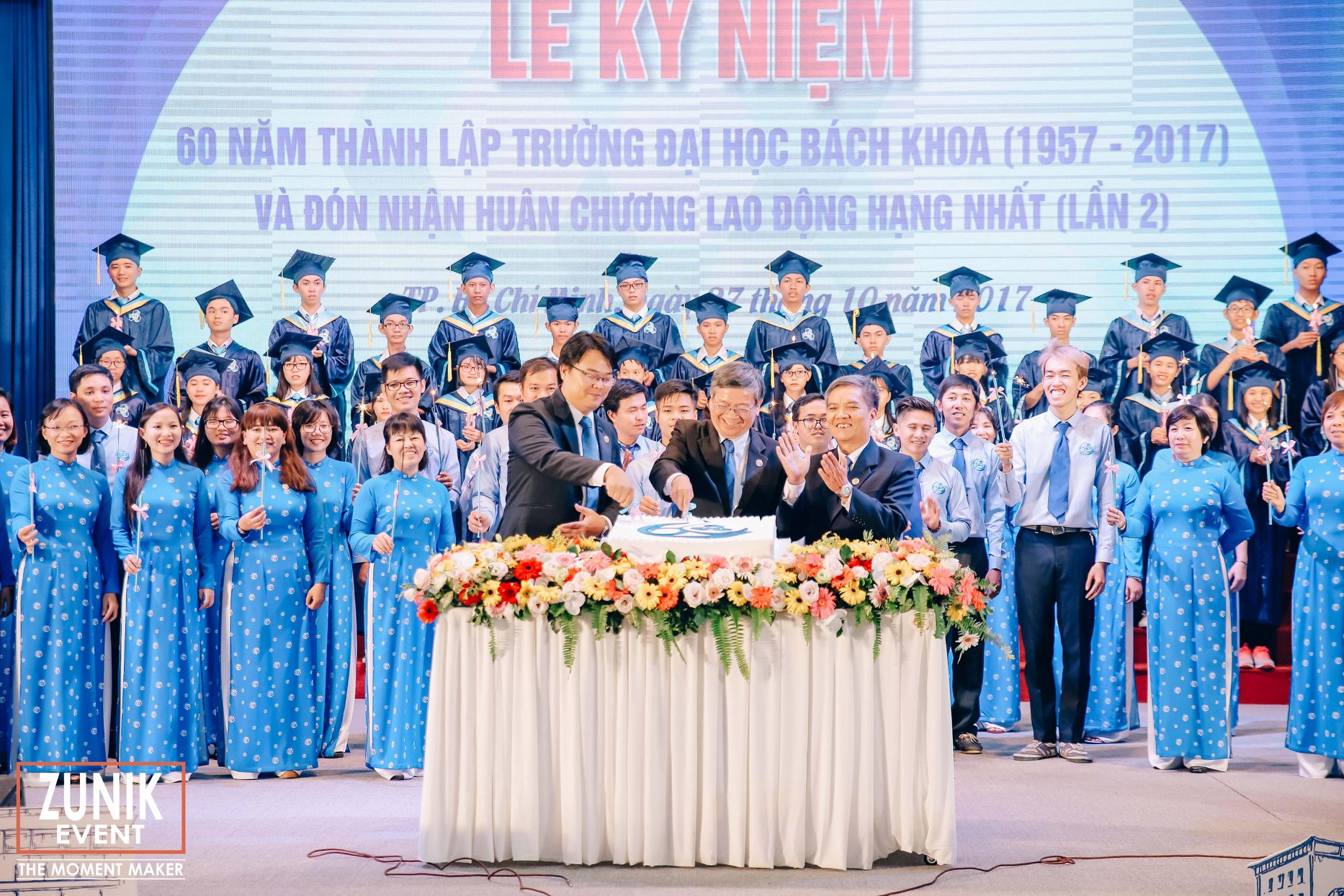 A60 BÁCH KHOA